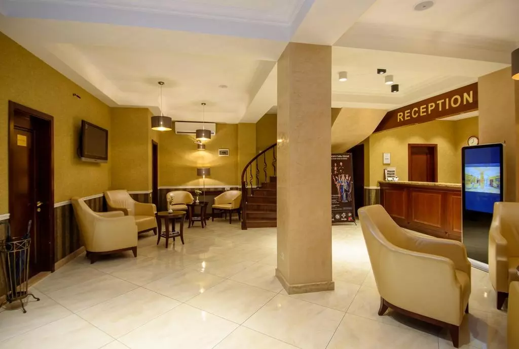 hotel kmm tbilisi_shabavizparvaz_05.jpg